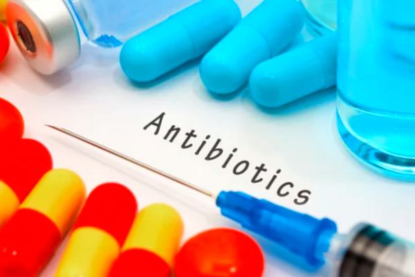 How do antibiotics work?