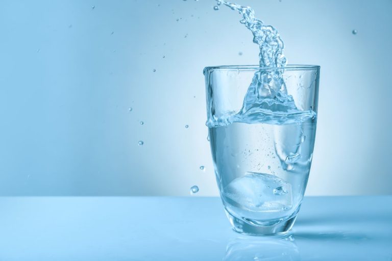 The Role of Hydration in Weight Loss: More Than Just Drinking Water